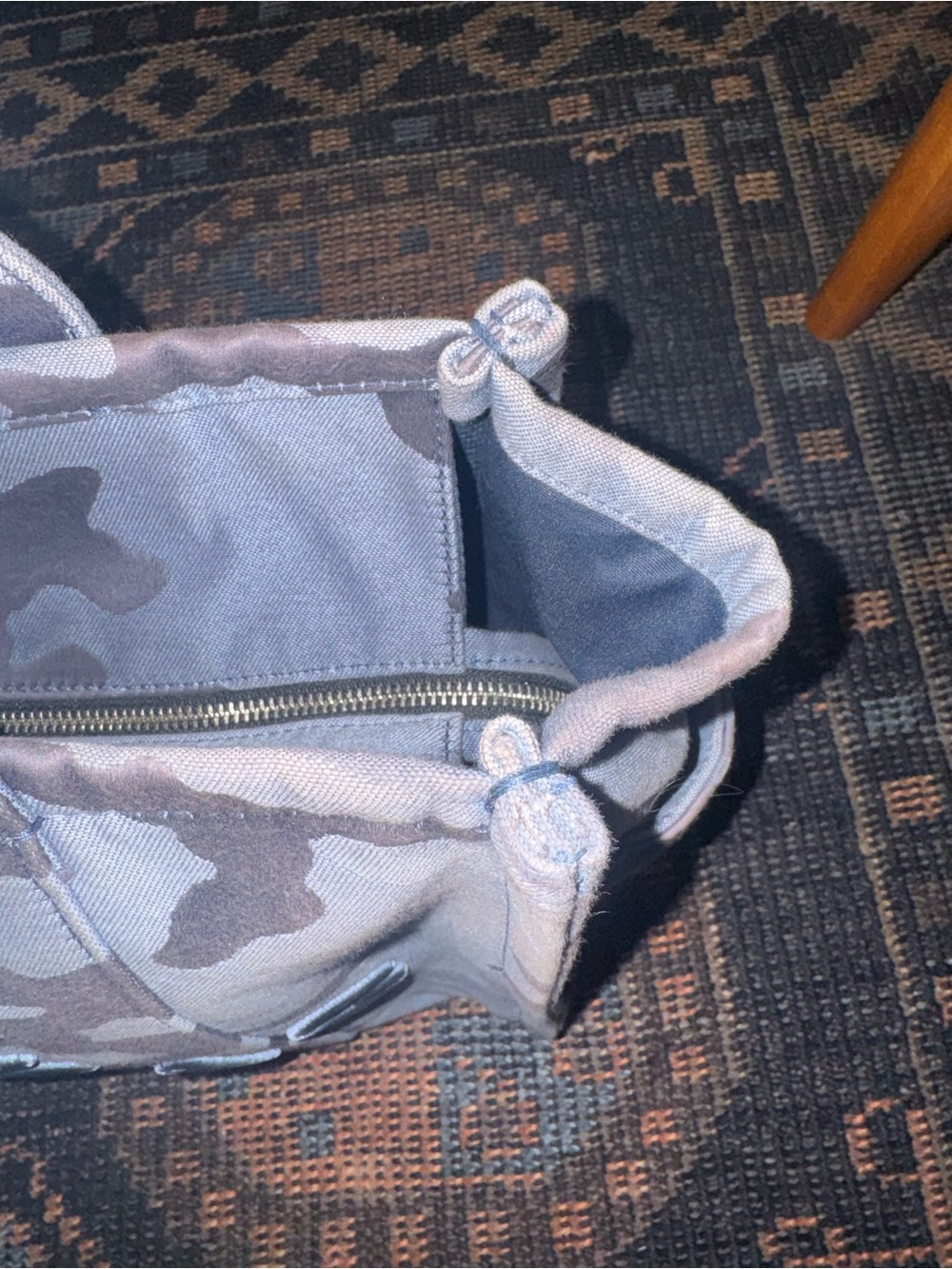 Marc Jacobs Gray Camo Tote Bag - Picture 2 of 7